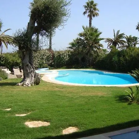 Sleeps 16 Pool Air Con Wifi Villa *