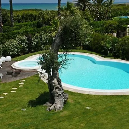 Sleeps 16 Pool Air Con Wifi Villa